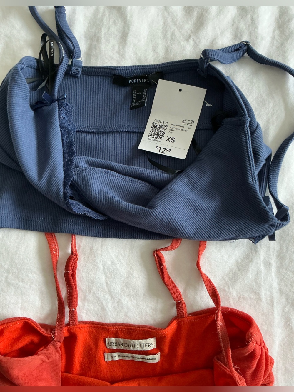Bundle of Assorted Cropped Tank Tops Tees x 5 XS-M - Picture 10 of 13
